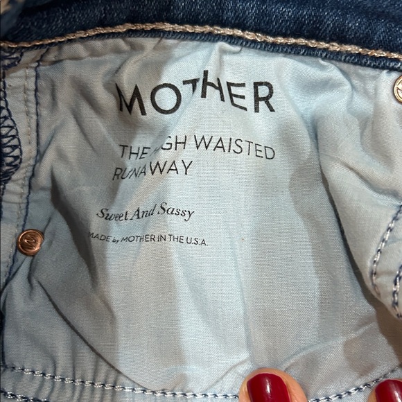 MOTHER The Runaway High-Waisted Flared Jeans in Sweet And Sassy 32 - Picture 10 of 16